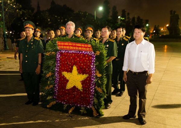 Tin Đảng Ủy - Đảng bộ Satra