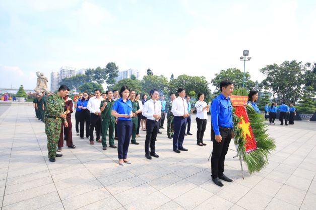 Tin Đảng Ủy - Đảng bộ Satra