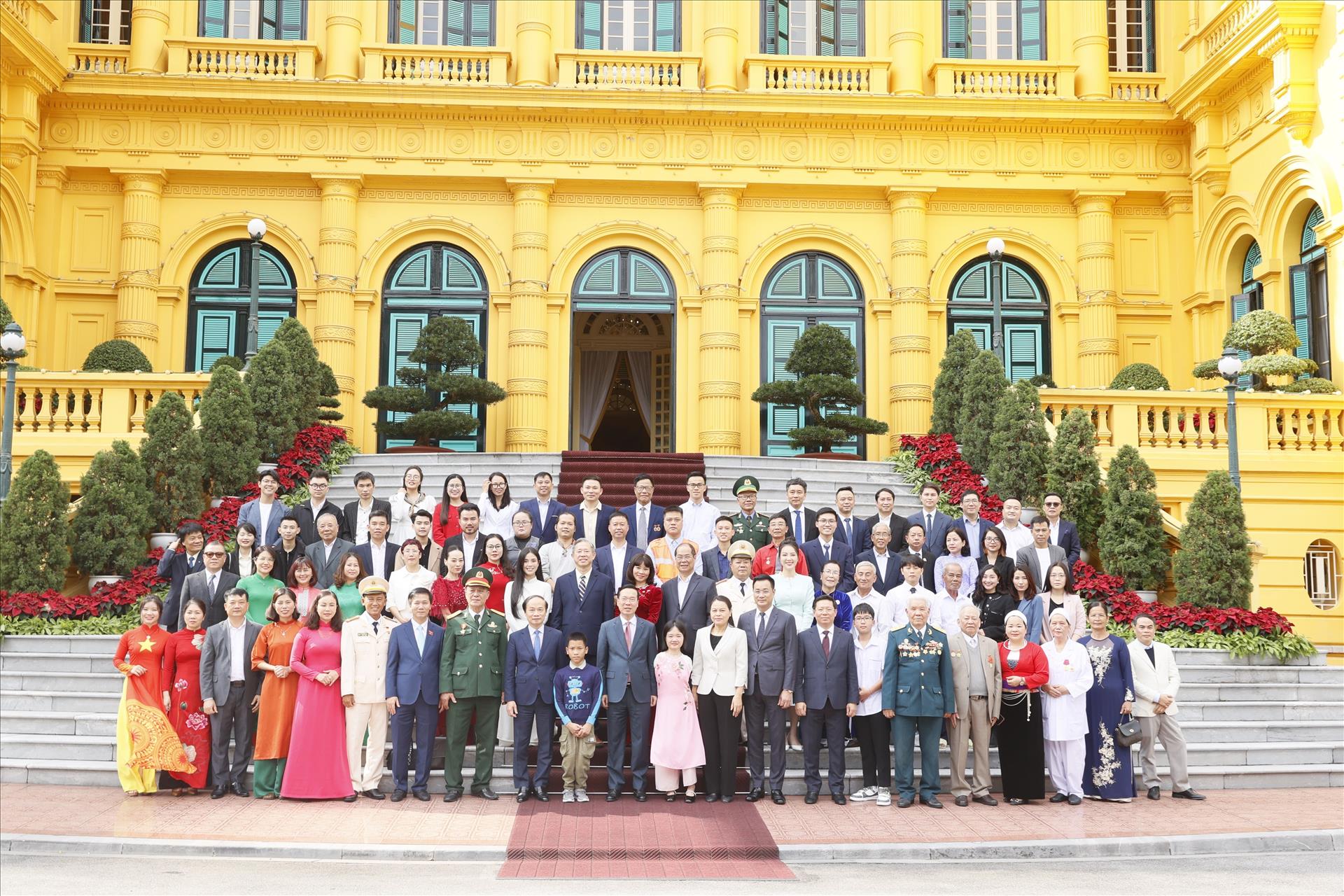 Tin tức - Đảng bộ Satra