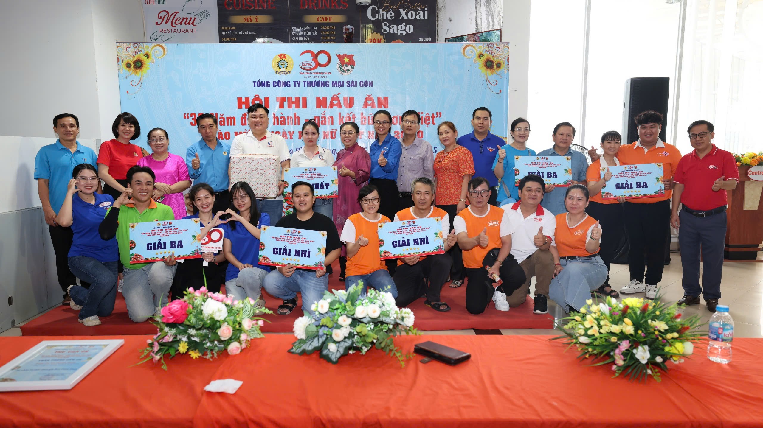 Satra ra mắt Câu lạc bộ tiếng Anh - Đảng bộ Satra