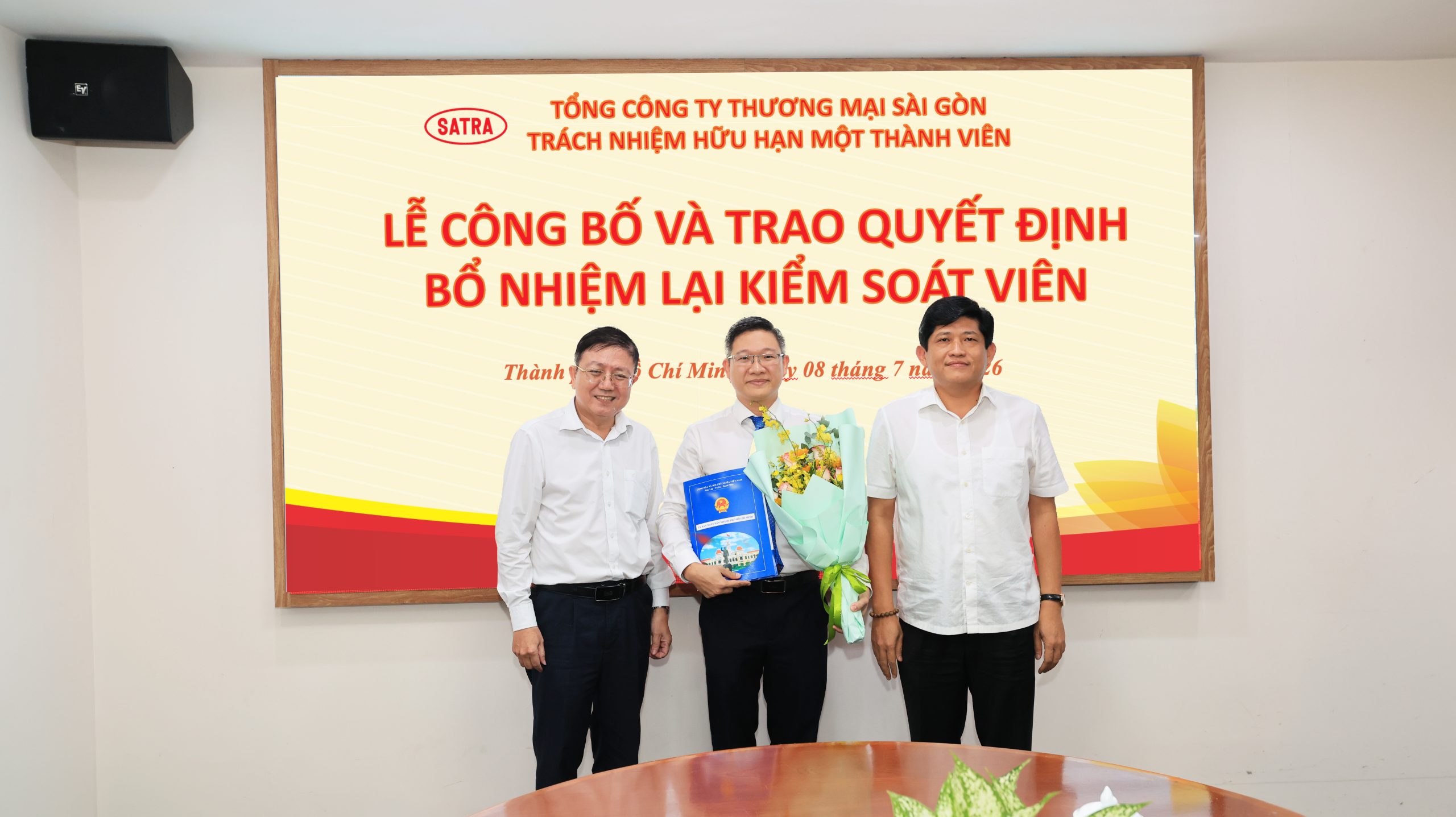 Satra thực hiện nhiệm vụ chính trị năm 2020 với tinh thần trách nhiệm và quyết tâm cao nhất - Đảng bộ Satra